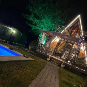 SAPANCA ERL TREE BUNGALOV