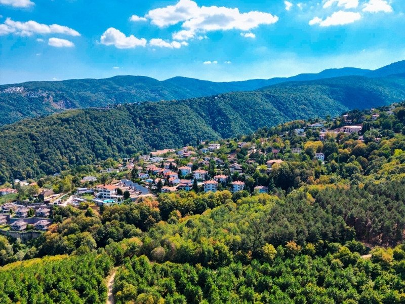 ŞEHRİN GÜRÜLTÜSÜNDEN KAÇIP, DOĞAYI DİNLEYİN.